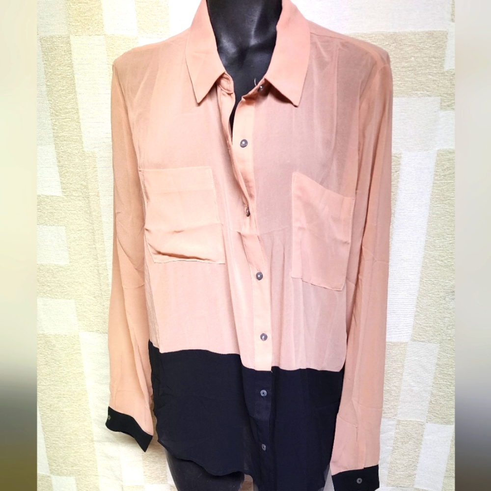 Double Zero colorblock sheer top. Sz XL